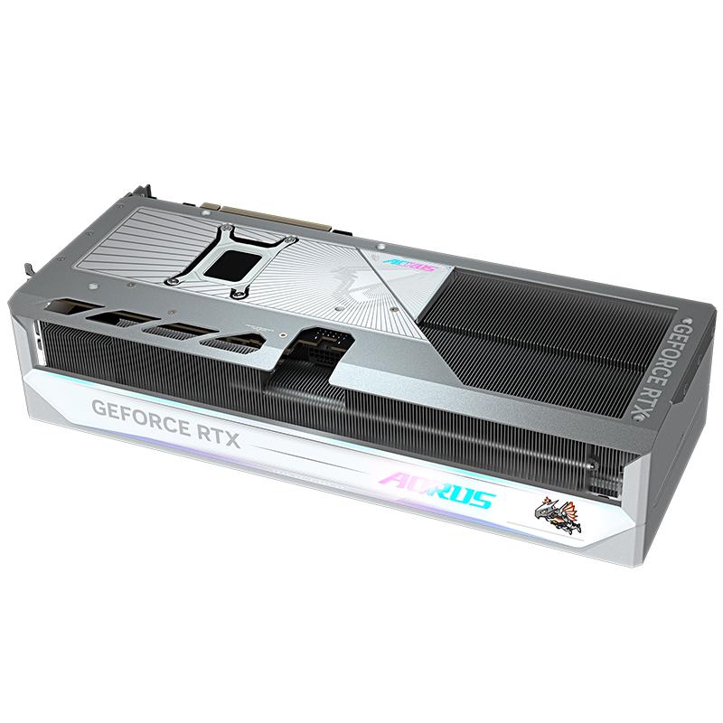 Vista 6 de Tarjeta de Video GIGABYTE AORUS GeForce RTX 5080 MASTER ICE 16GB GDDR7
