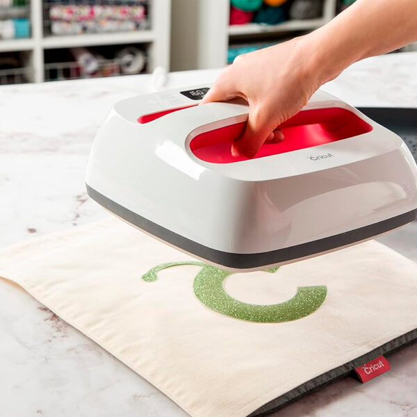 Cricut | Prensa de Calor EasyPress 2 | Color Frambuesa | 22.8cm x 22.8cm - Imagen 4